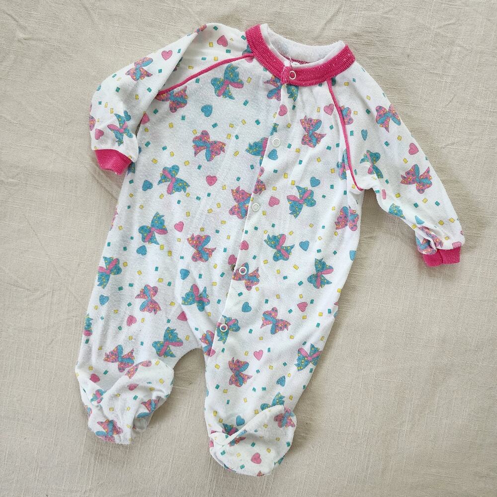Vintage Bows Footed Pjs 3-6 months